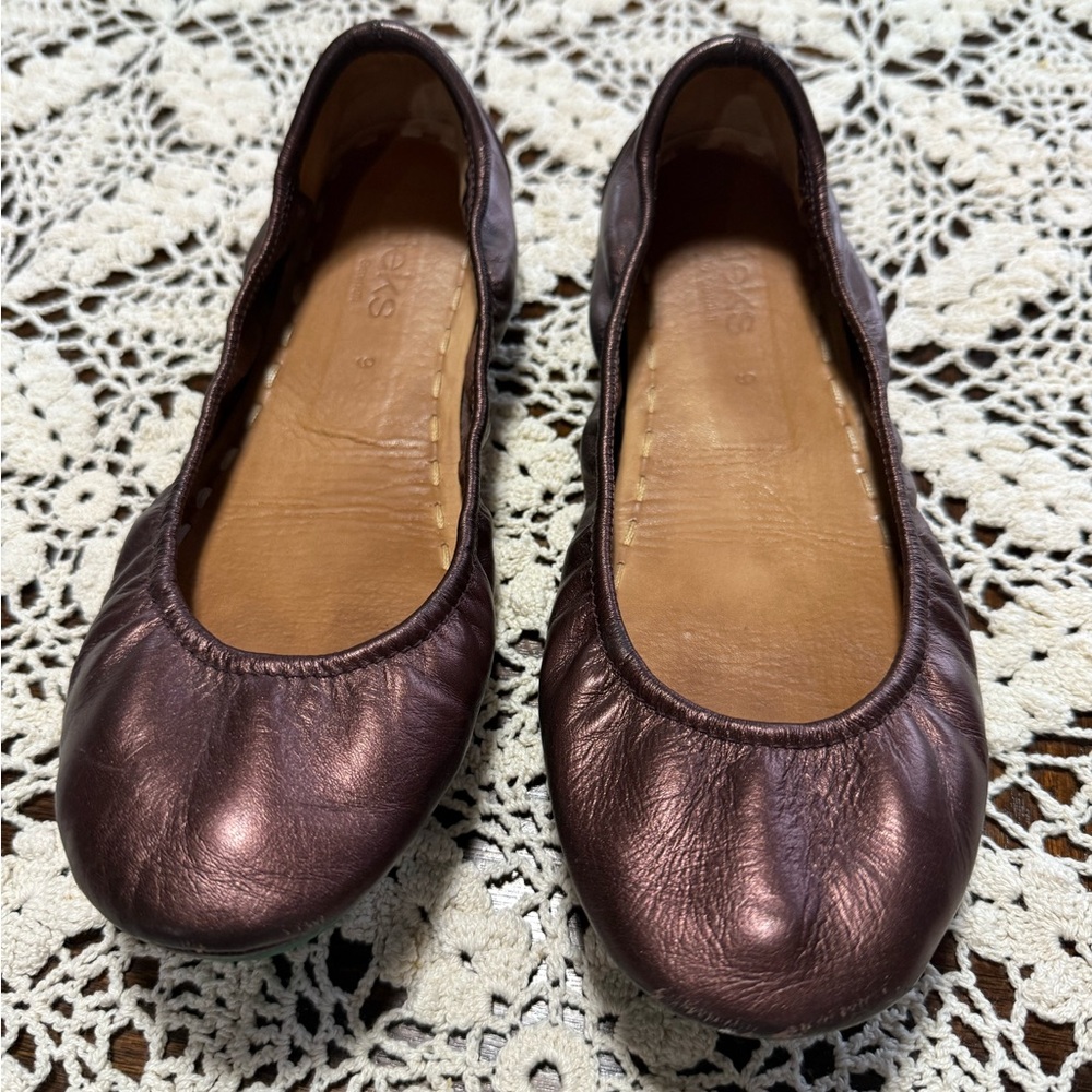 Tieks Size 9- Chocolate Rasberry